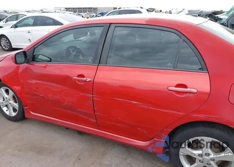 2012 Toyota Corolla S z USA, uszkodzony, nr VIN 2T1BU4EE8CC820927